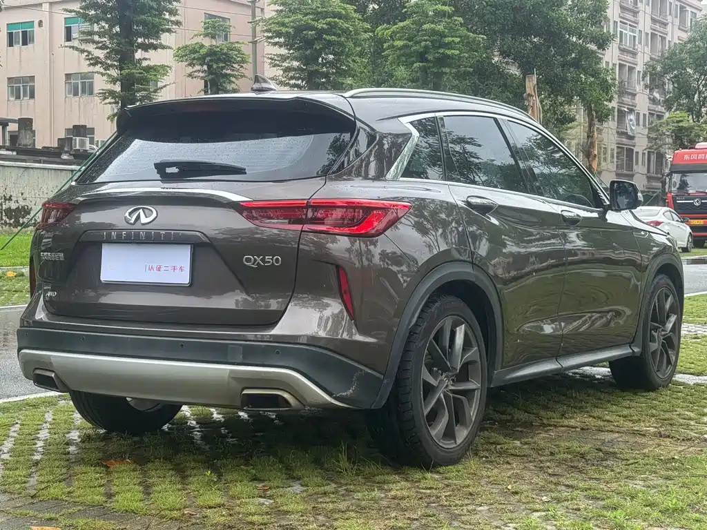 Infiniti QX50 2018 2.0T
