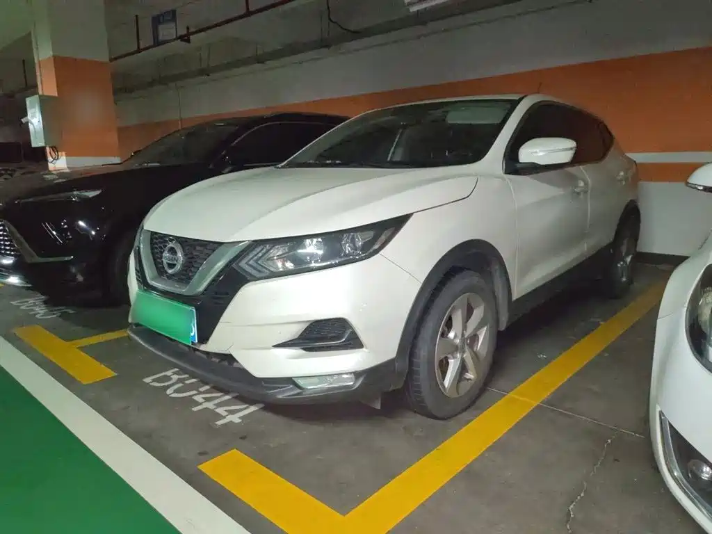 Купить Nissan Qashqai