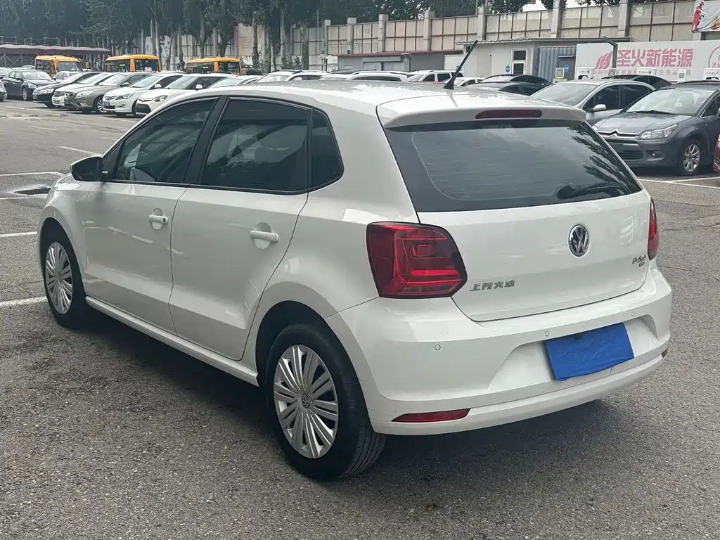 Volkswagen Polo — миниатюра 4