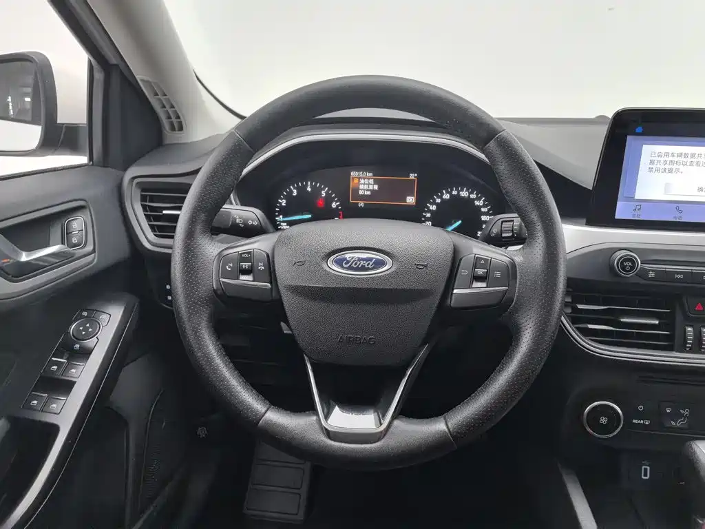 Ford Focus — миниатюра 11