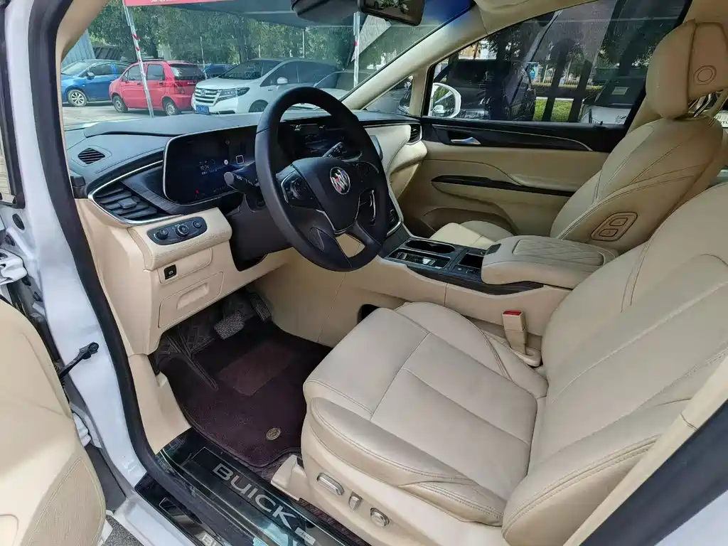 Buick GL8 — миниатюра 7
