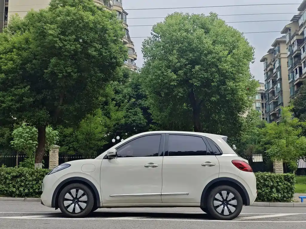 Wuling Bingo — миниатюра 4