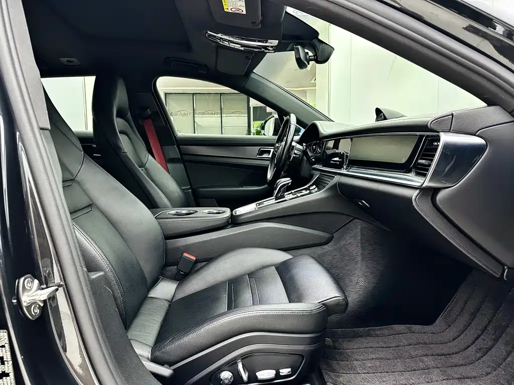 Porsche Panamera — миниатюра 13