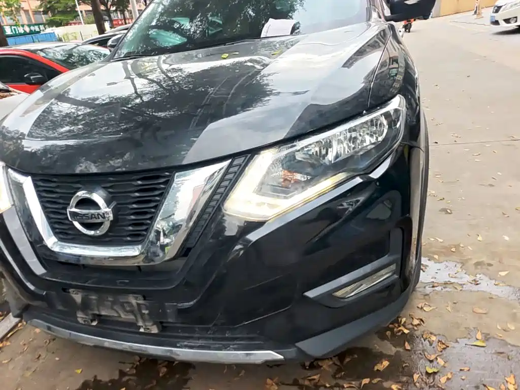 Nissan X-Trail — миниатюра 24