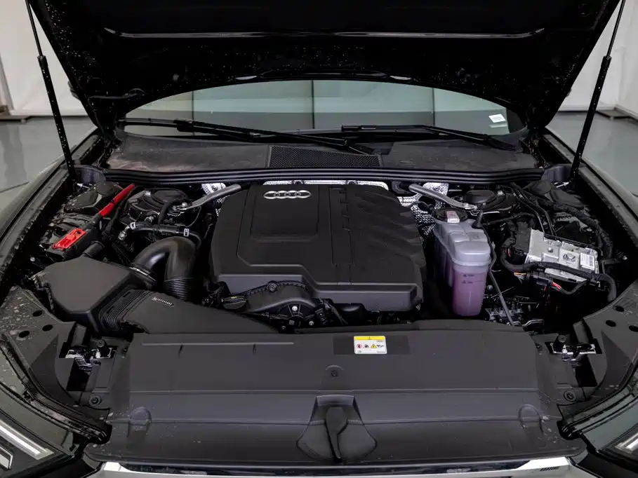 Audi A6L 2026 45 TFSI quattro