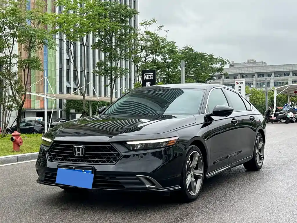 Купить Honda Accord
