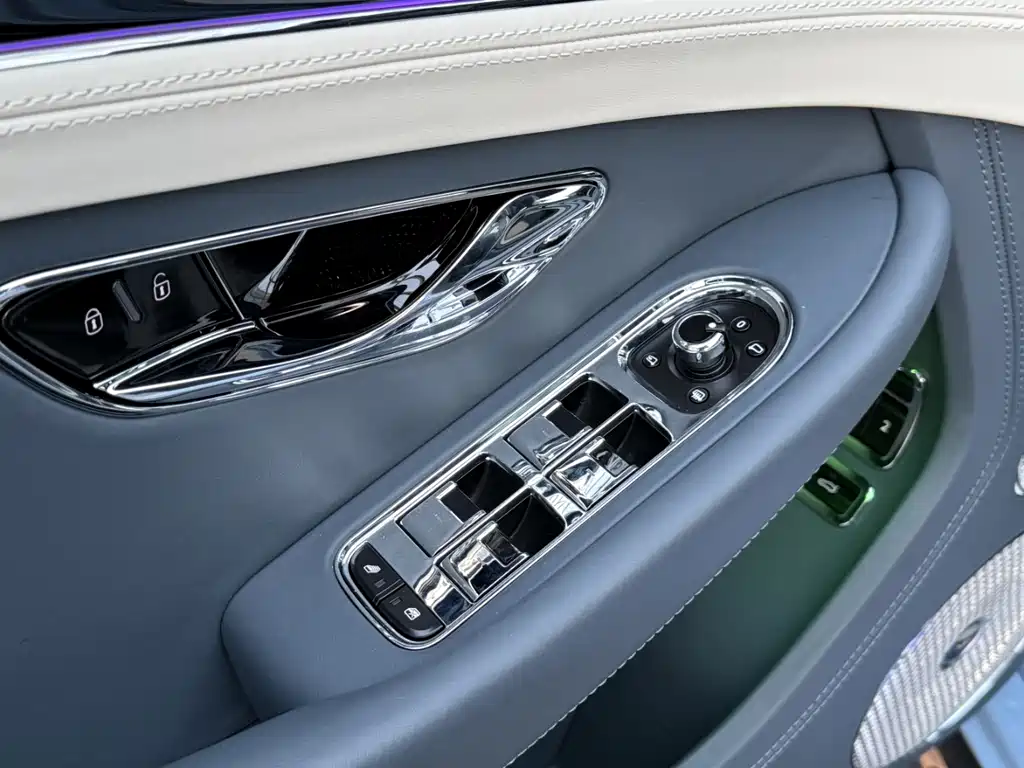Bentley Continental — миниатюра 13