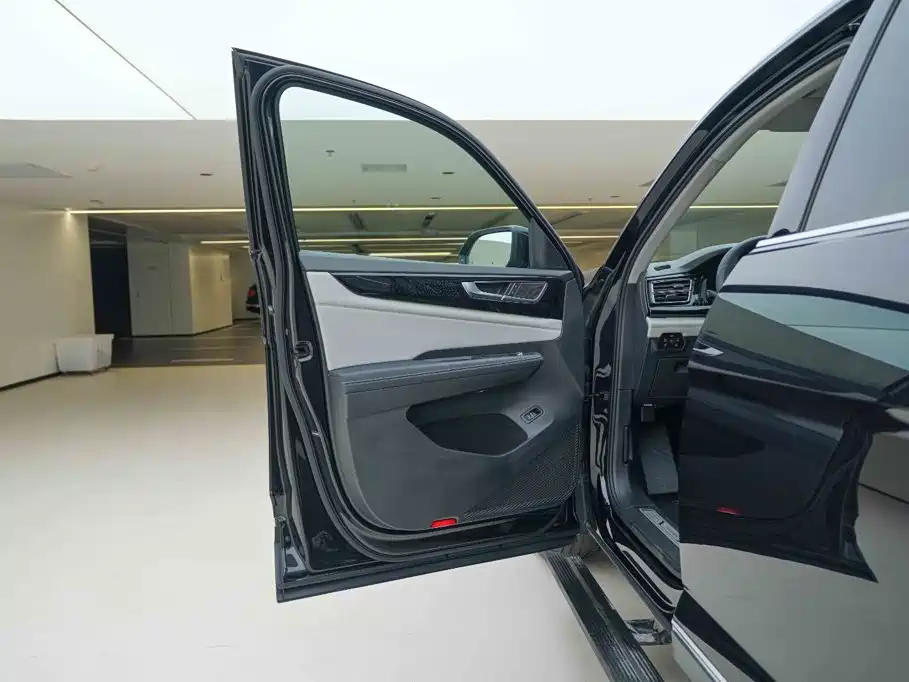 Volkswagen Teramont — миниатюра 15
