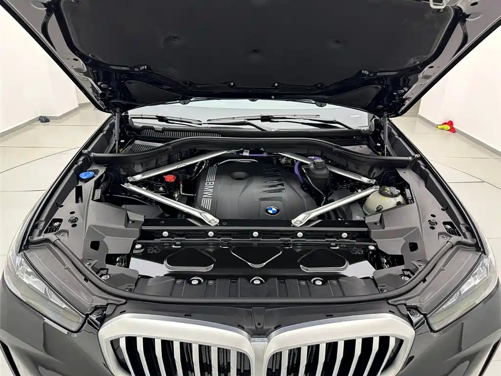 BMW X5 id 4514373 из Китая 31