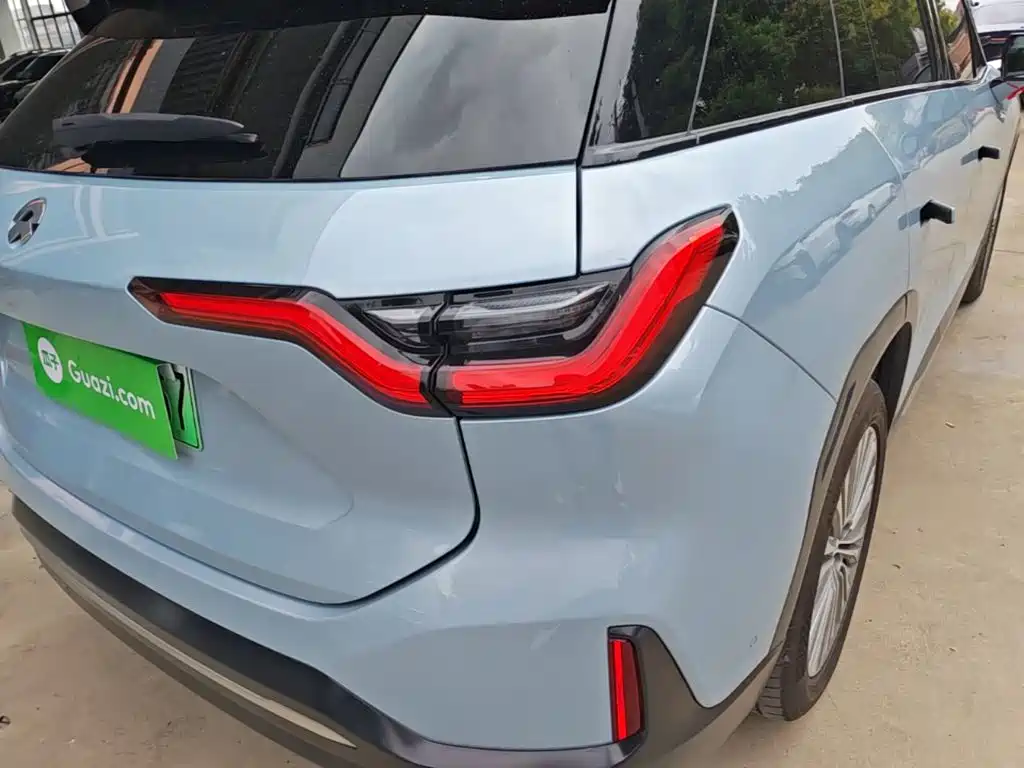 NIO ES6 — миниатюра 8