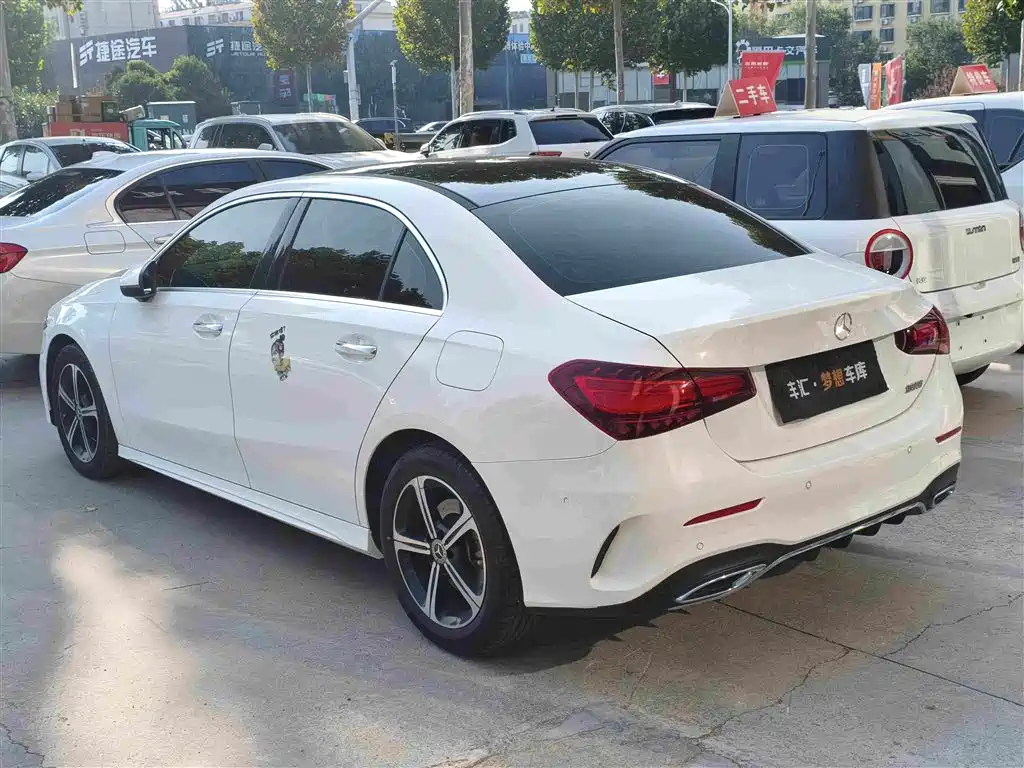 Mercedes-Benz A-Class — миниатюра 3