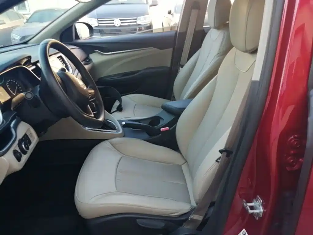 Buick Excelle — миниатюра 15