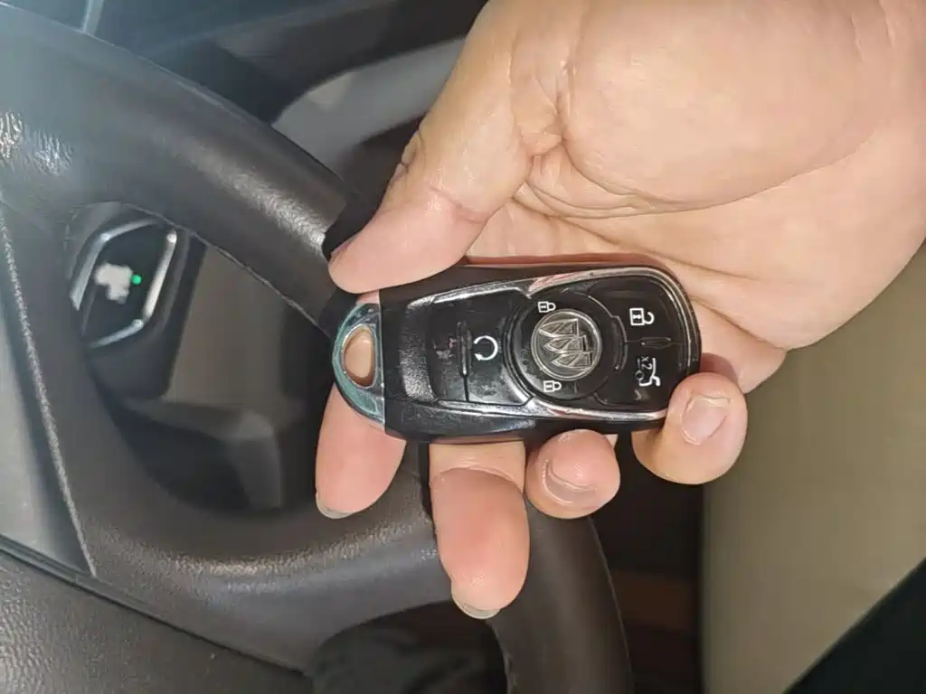 Buick LaCrosse — миниатюра 9