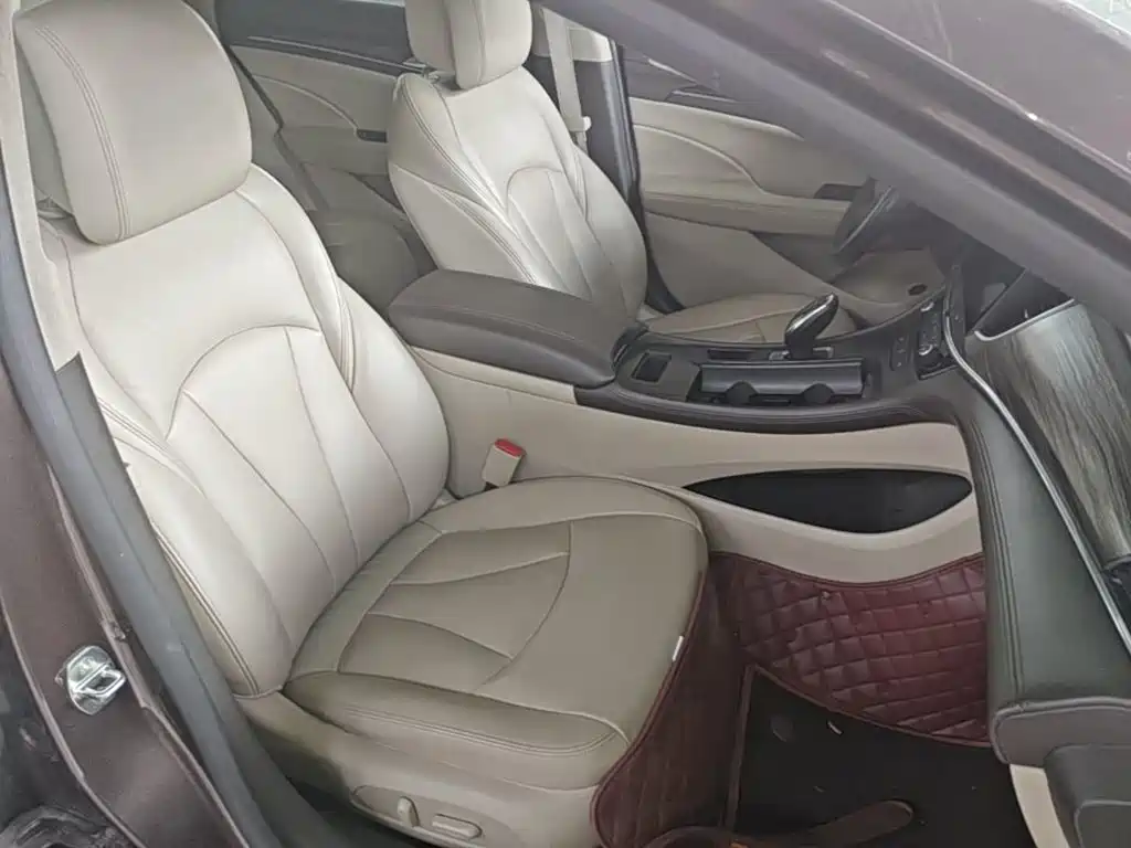 Buick LaCrosse — миниатюра 25