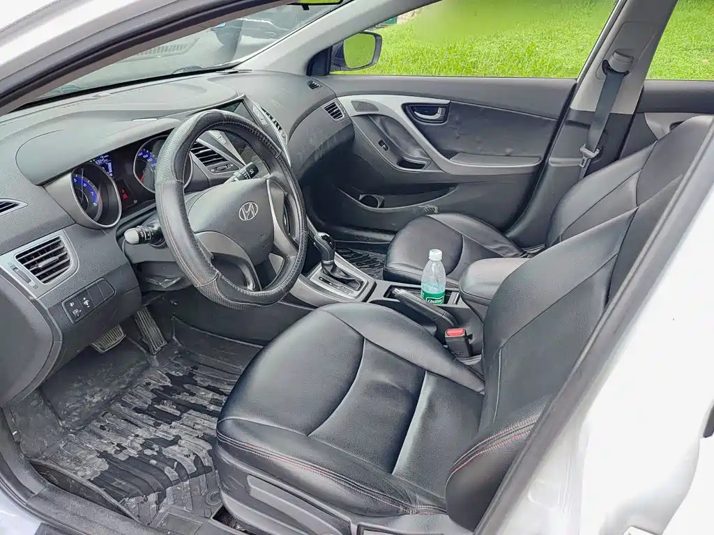 Hyundai Elantra Langdong — миниатюра 7