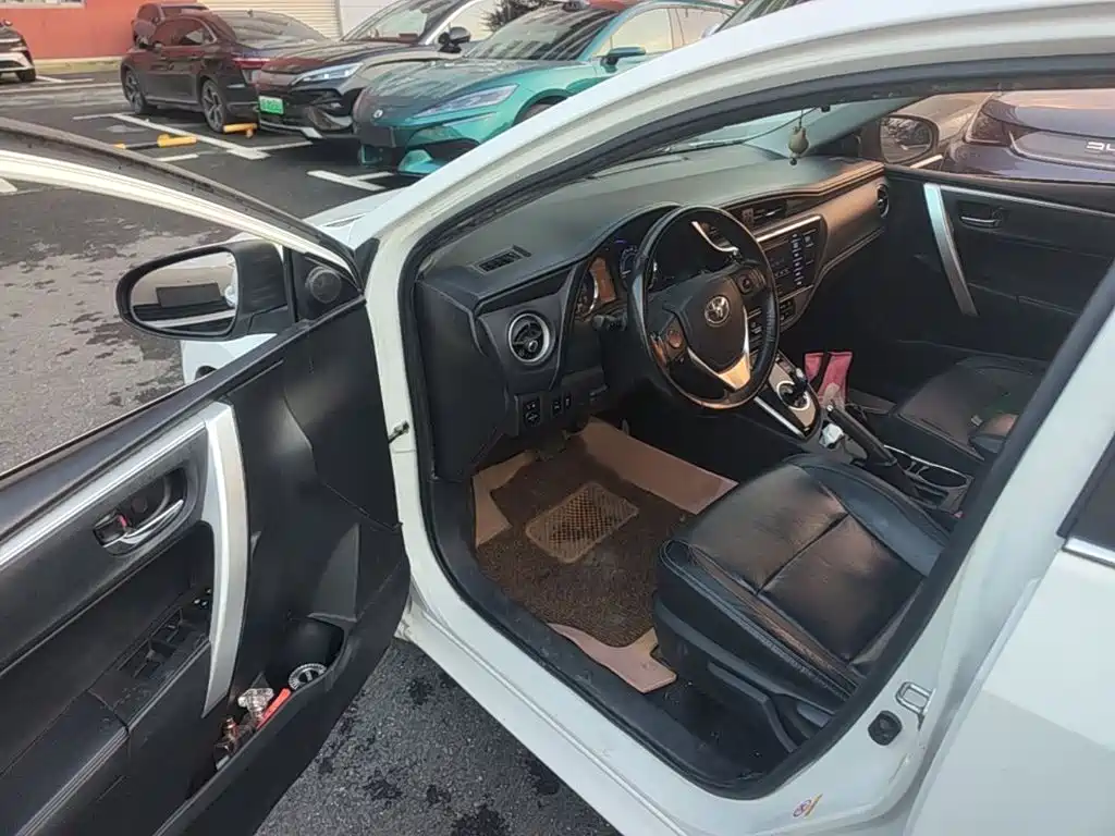 Toyota Corolla — миниатюра 14