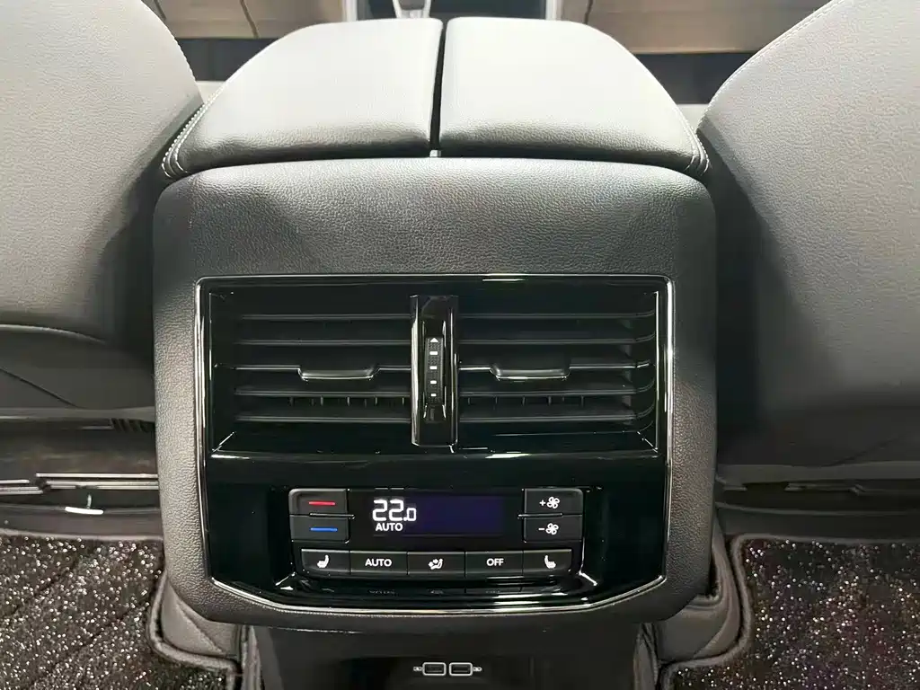 Volkswagen Teramont — миниатюра 16
