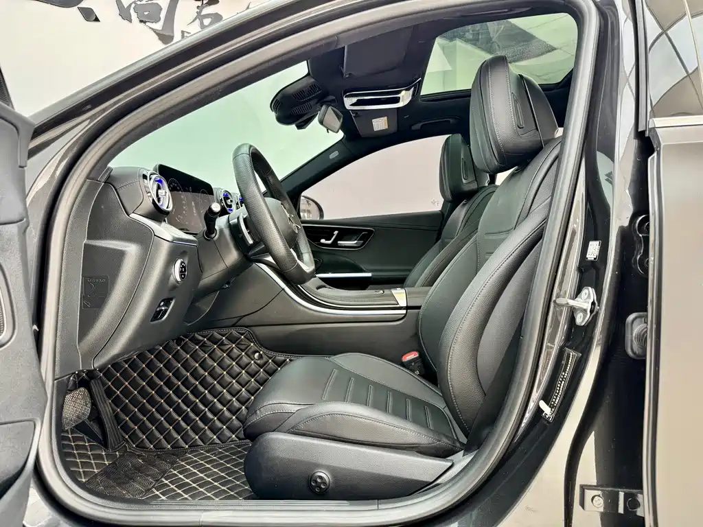 Mercedes-Benz C-Class — миниатюра 5