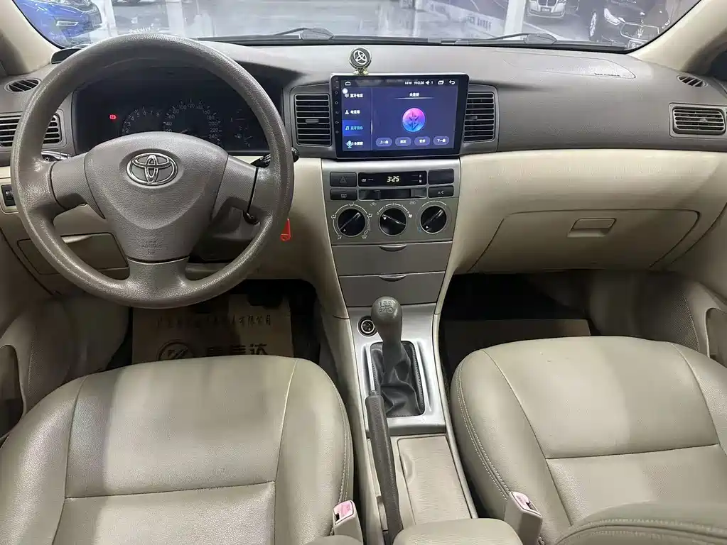 Toyota Corolla — миниатюра 6