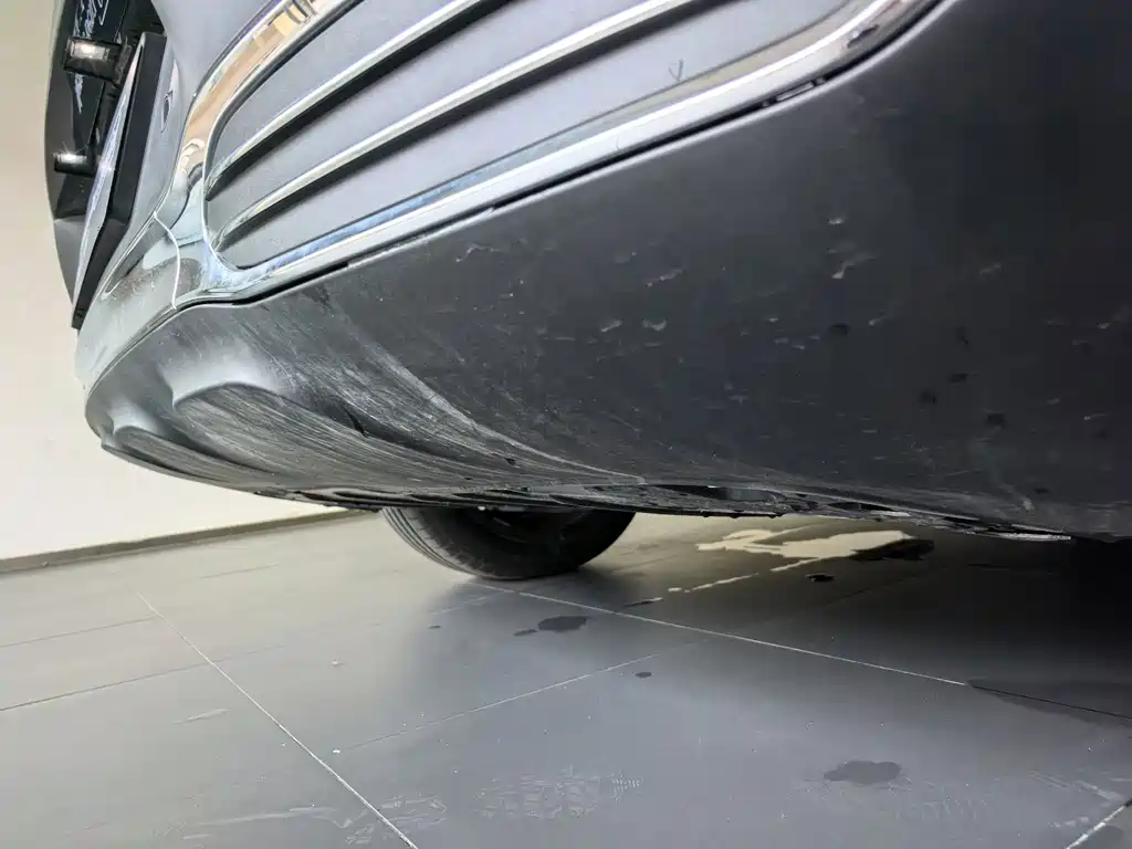 Mercedes-Benz EQE SUV — миниатюра 10