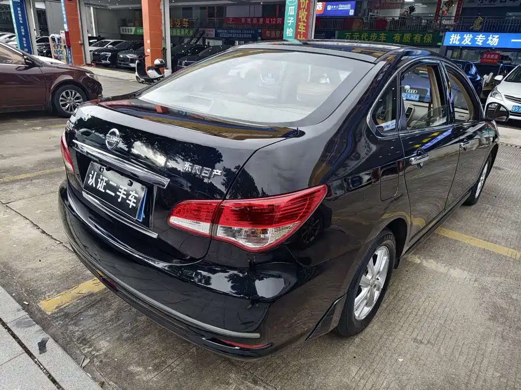 Nissan Sylphy — миниатюра 7