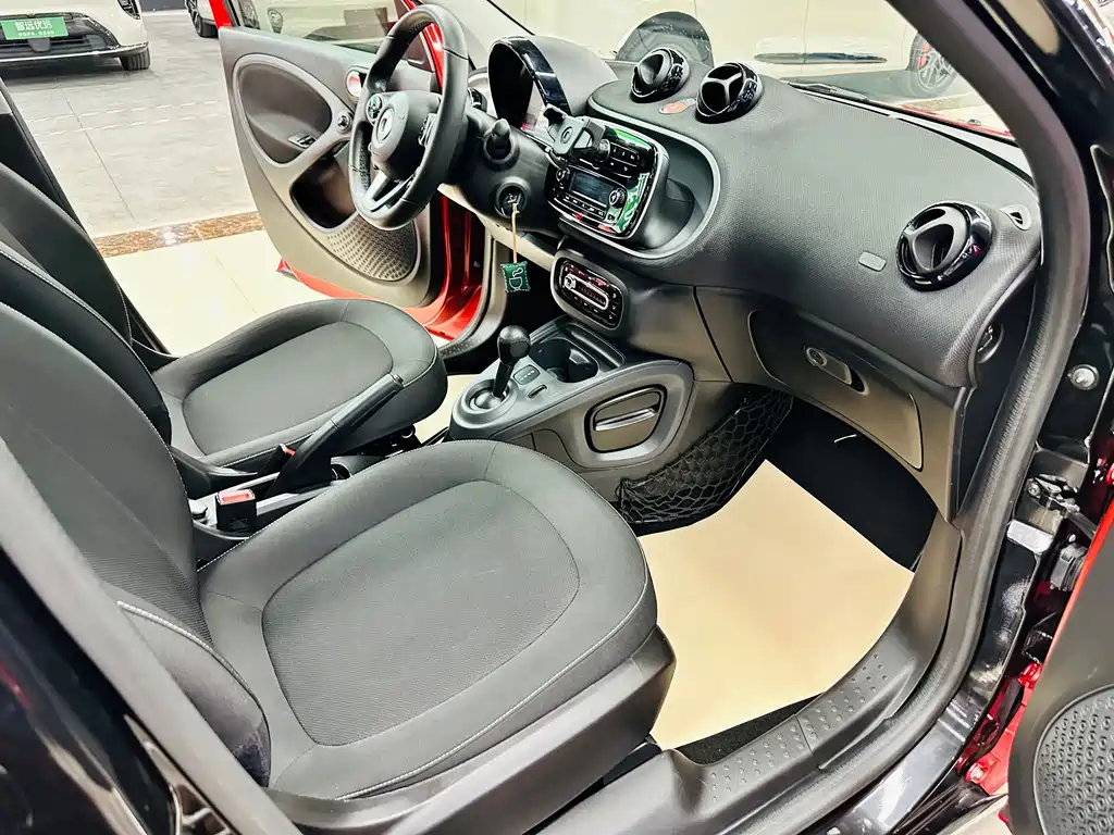 smart Smart Forfour — миниатюра 16