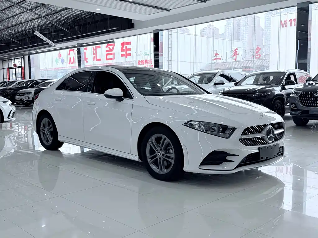 Mercedes-Benz A-Class — миниатюра 3