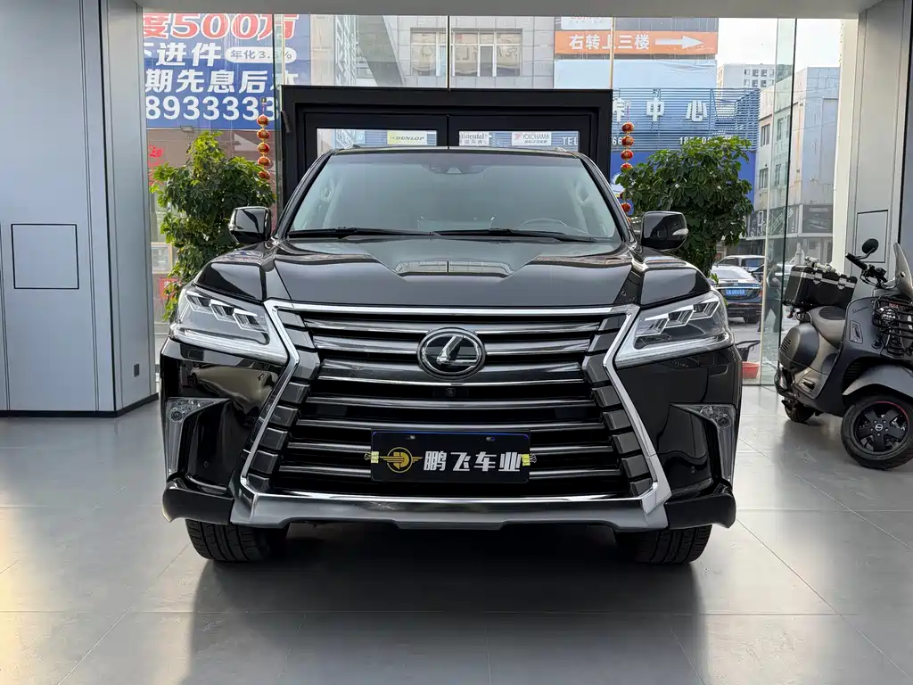 Lexus LX — миниатюра 2