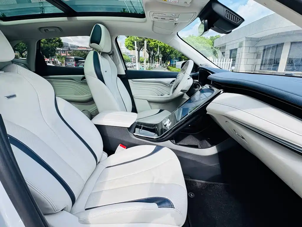 Roewe Feifan MARVEL R — миниатюра 22