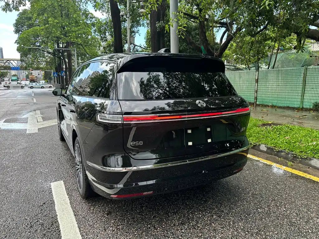 NIO ES8 — миниатюра 4