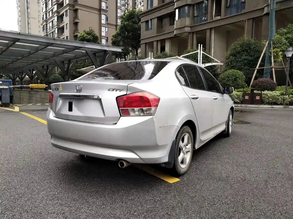 Honda City Classic 1.5L Manual Elite Class Supreme Edition, фото 9