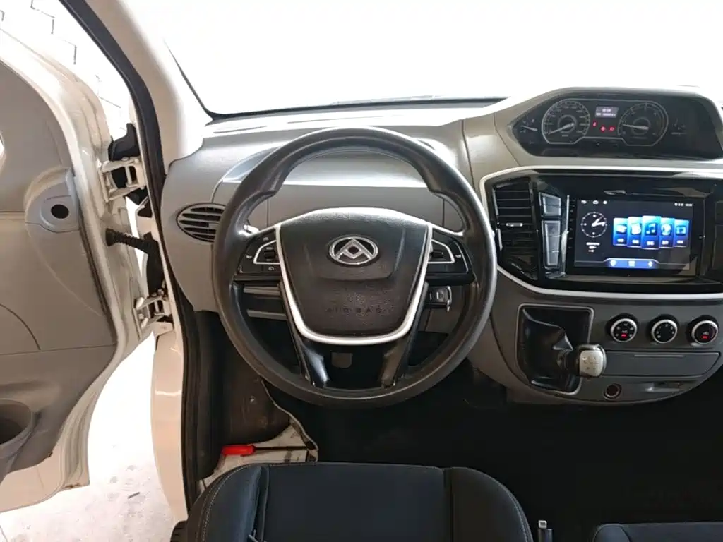 Maxus V80 — миниатюра 11