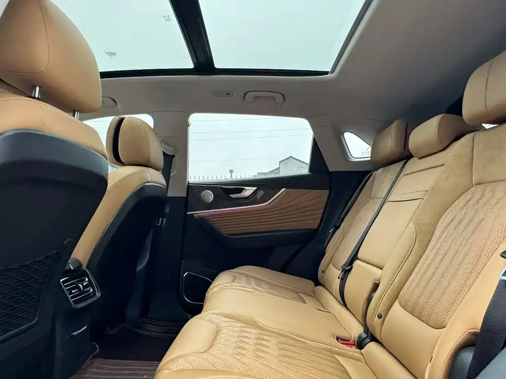 Hongqi Hongqi HS5 — миниатюра 4