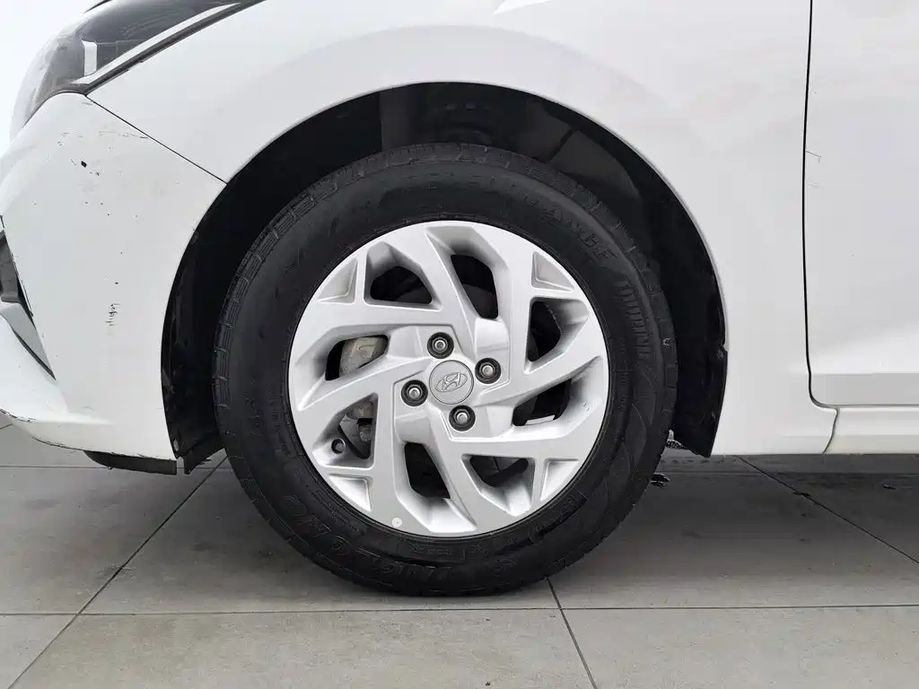 Hyundai Verna — миниатюра 17