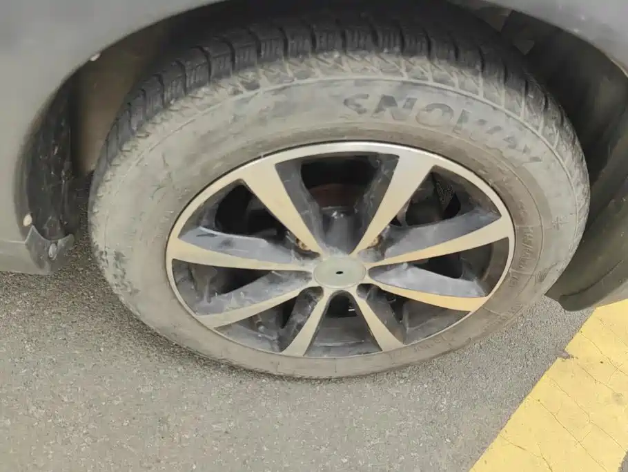 BAIC New Energy EC — миниатюра 6