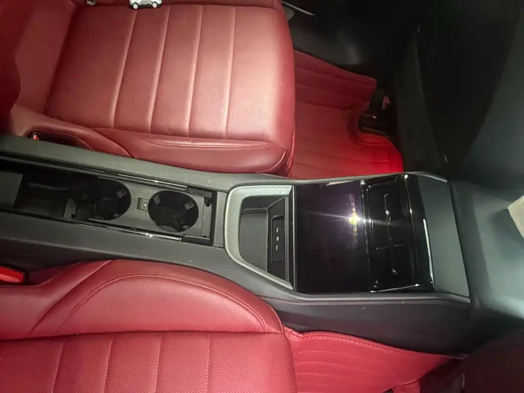 Porsche Panamera — миниатюра 8
