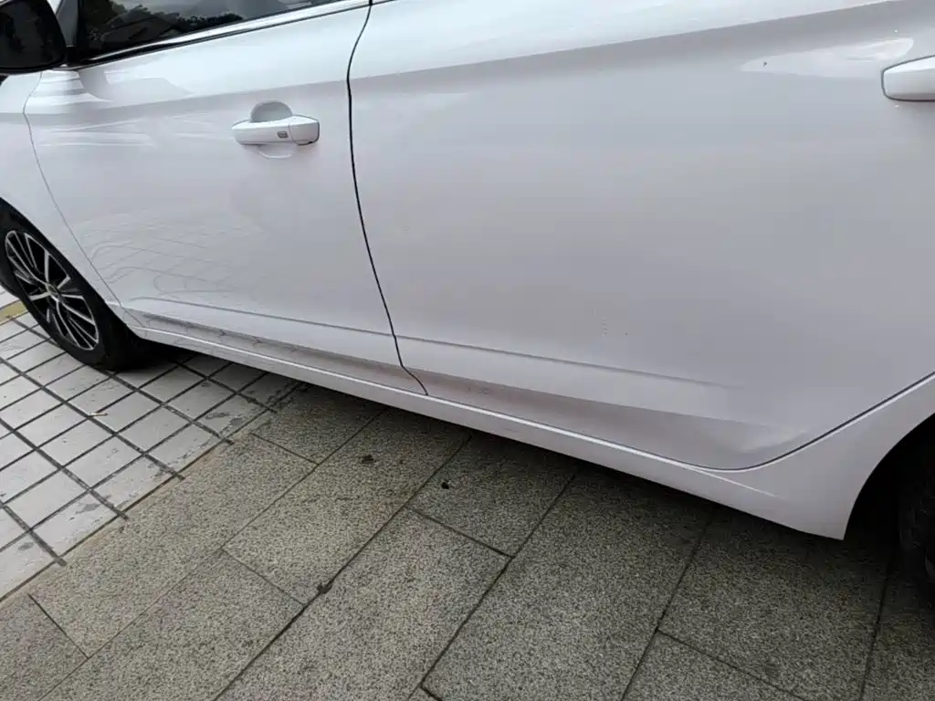 Roewe i5 — миниатюра 22