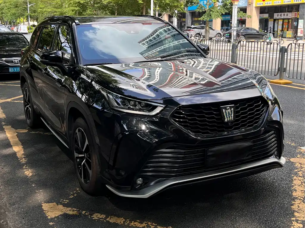 Toyota Crown Kluger 2022 2.5L HEV Luxury