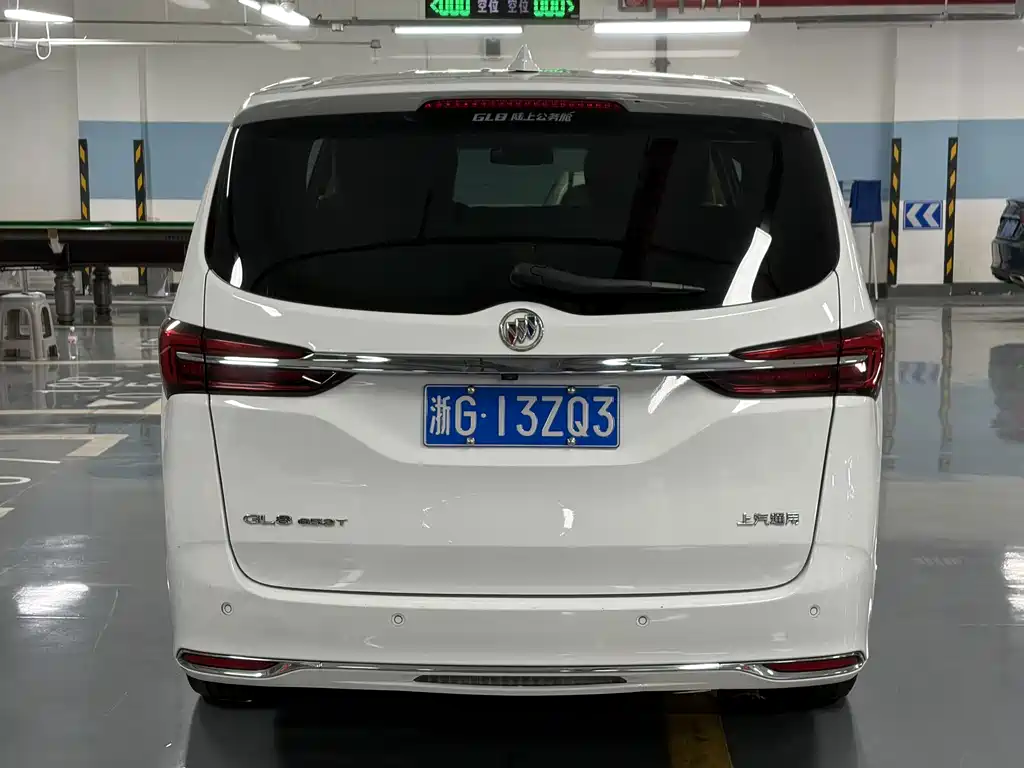 Buick GL8 — миниатюра 4