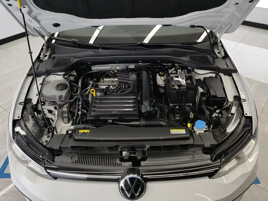 Volkswagen Golf — миниатюра 10