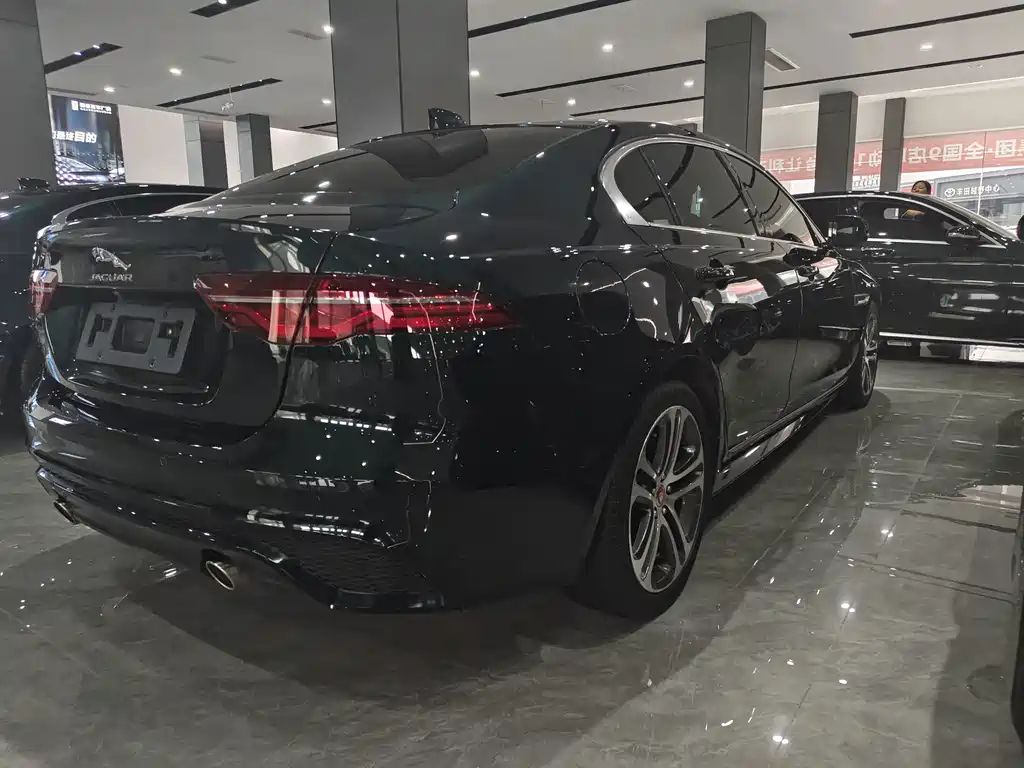 Jaguar XEL — миниатюра 10