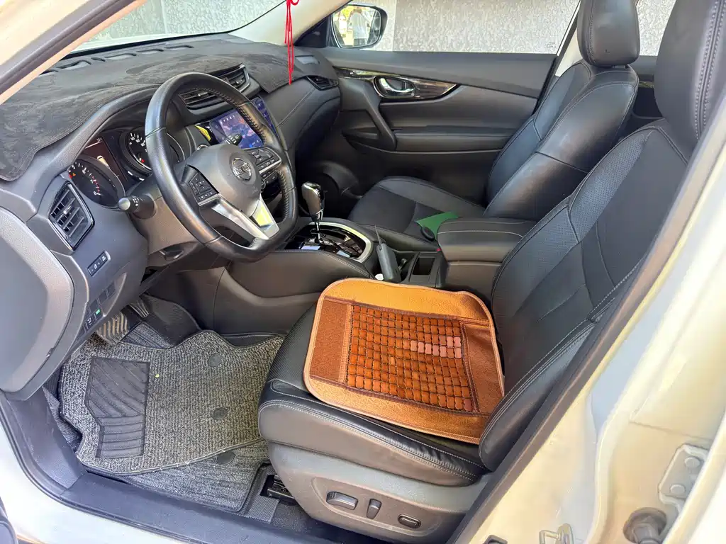 Nissan X-Trail — миниатюра 5