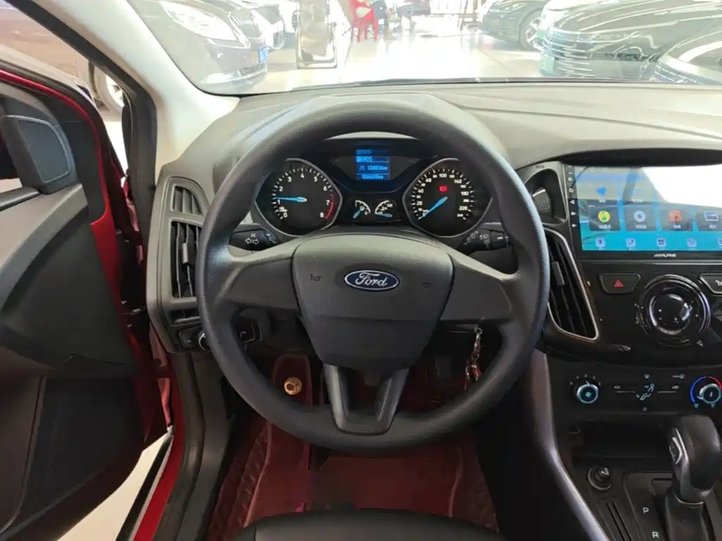 Ford Focus — миниатюра 11