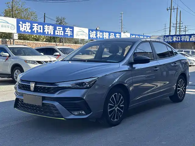 Roewe i5