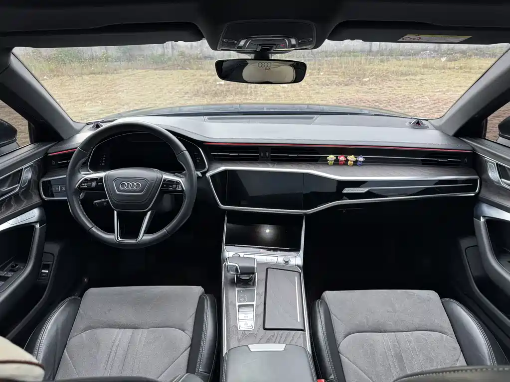 Audi A6L 2024 45 TFSI quattro