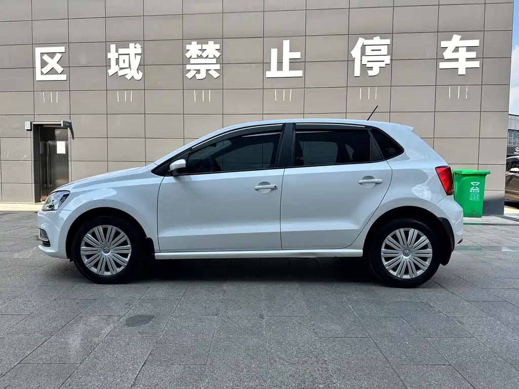 Volkswagen Polo — миниатюра 17