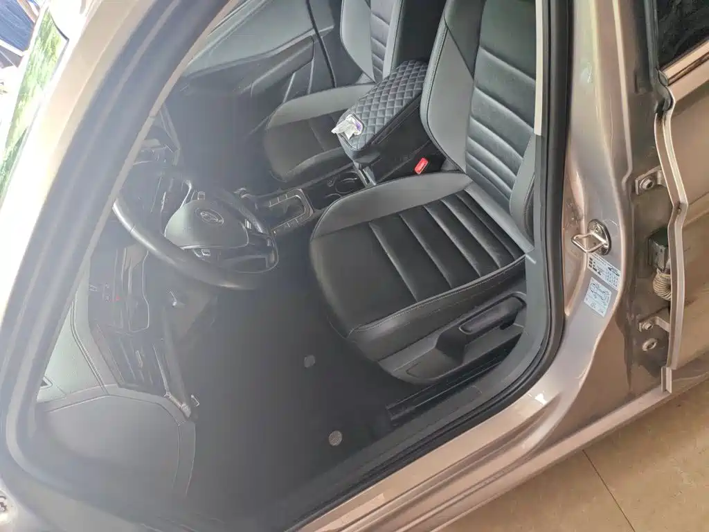 Volkswagen Sagitar — миниатюра 11