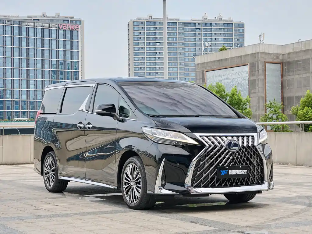 Lexus LM — миниатюра 3