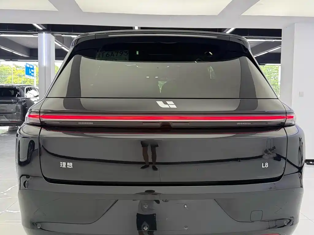 Li Auto Li L8 — миниатюра 4