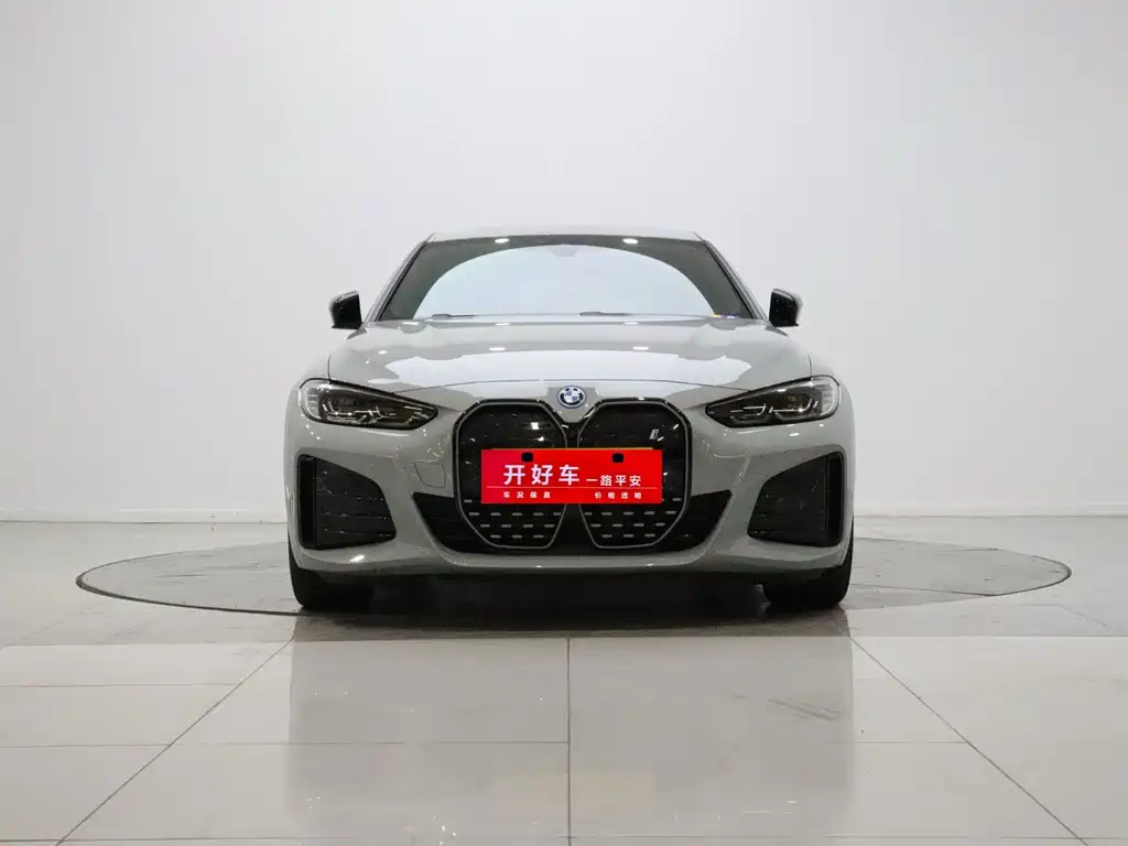BMW i4 — миниатюра 2